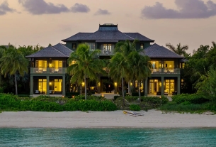 Inside a $65 Million Beachfront Retreat in The Bahamas With Two Guest Cottages